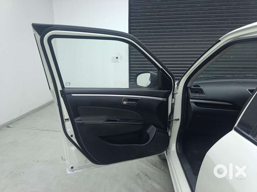 Maruti Suzuki Swift Vvt Vxi, 2016, Petrol