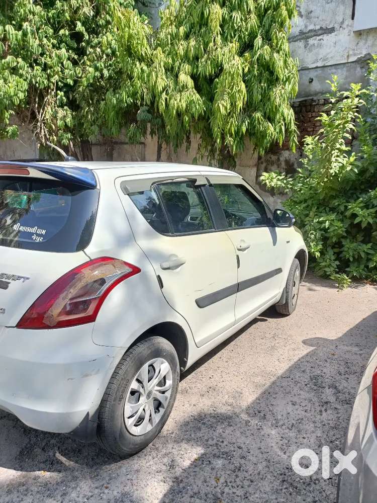 2013 - Maruti Swift,white , Well Maintained, Good Condition