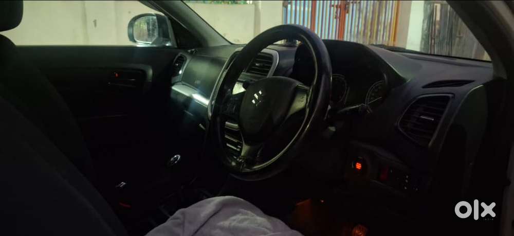 Maruti Suzuki Brezza 1.5 Vxi Smart Hybrid, 2021, Petrol