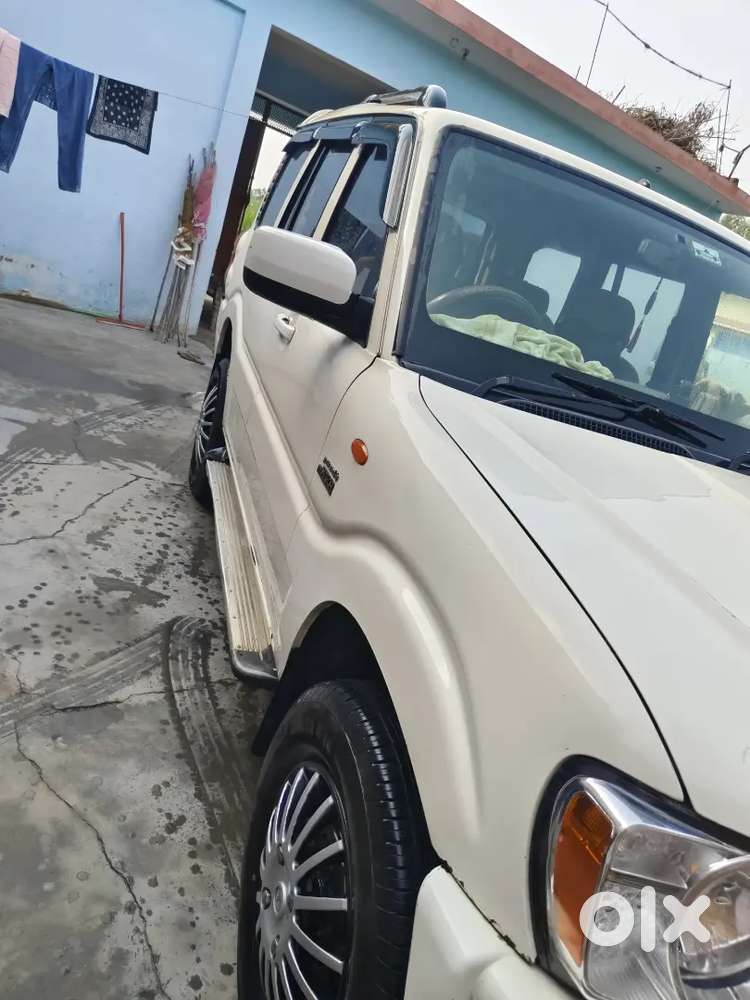 Mahindra Scorpio Diesel Manual 2013 Variant