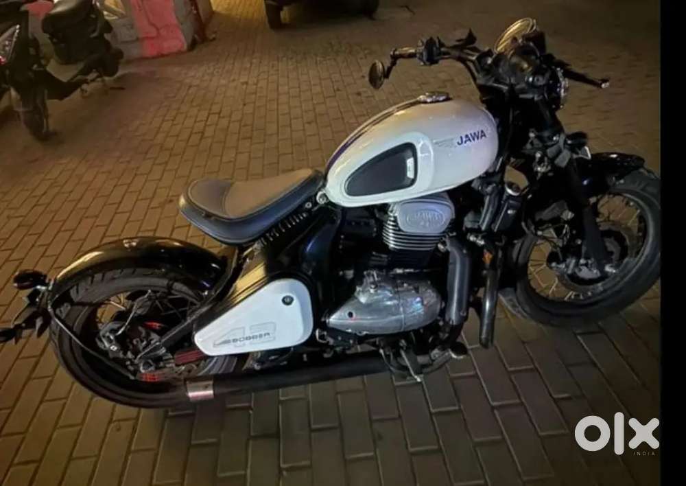 Jawa 42 bobber nov 2025 for sale well maintained bike