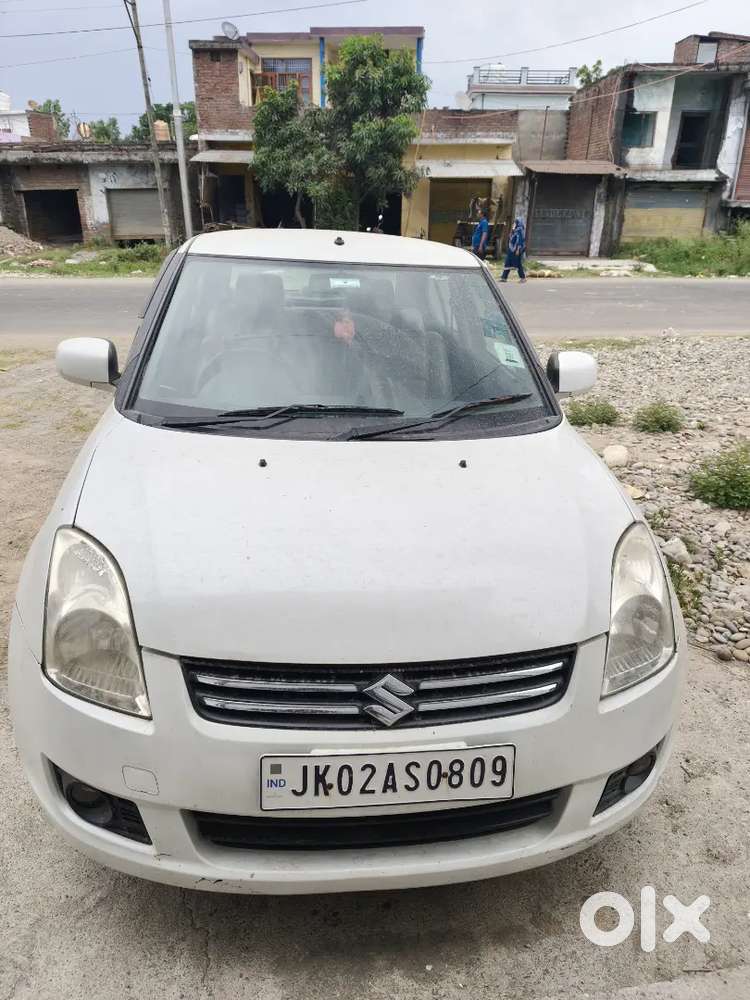 Maruti Suzuki Swift Dzire 2011 Petrol Well Maintained