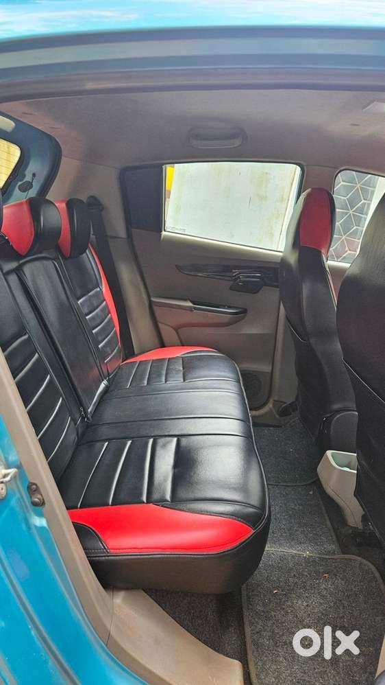 Mahindra Kuv 100 2016