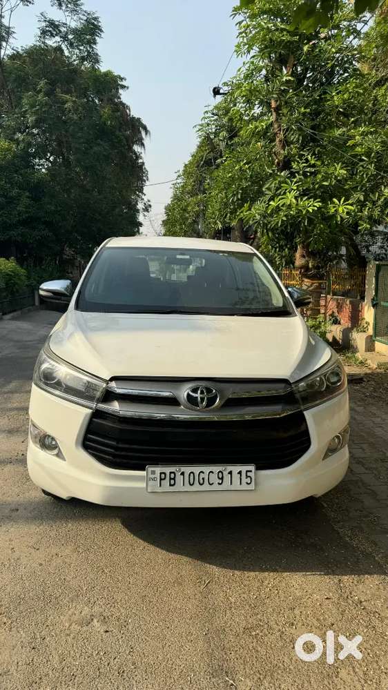 Toyota Innova Crysta 2017