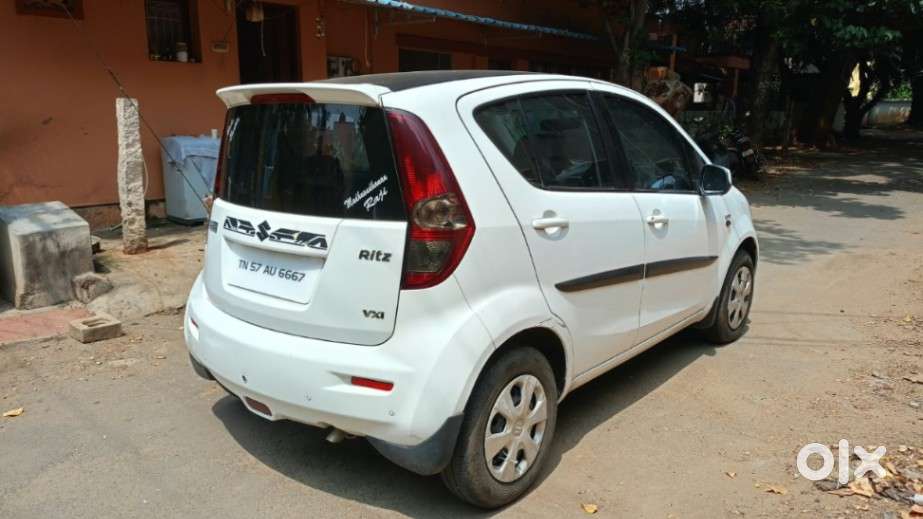 Maruti Suzuki Ritz Vxi, 2013, Petrol