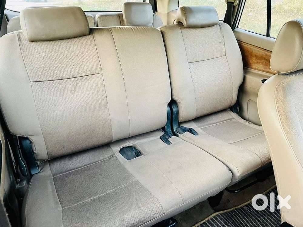 Toyota Innova 2.5 Gx 7 Seater Bs Iv, 2015, Diesel