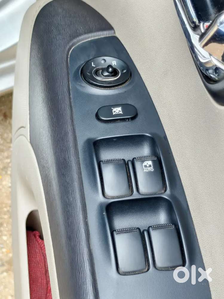 Hyundai I10 Sportz 2012 Petrol Single Owner