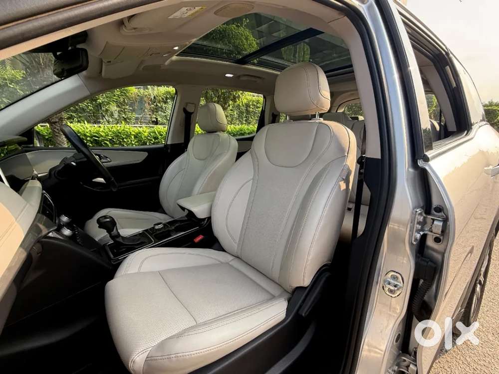 Mahindra Xuv700, 2022, Diesel
