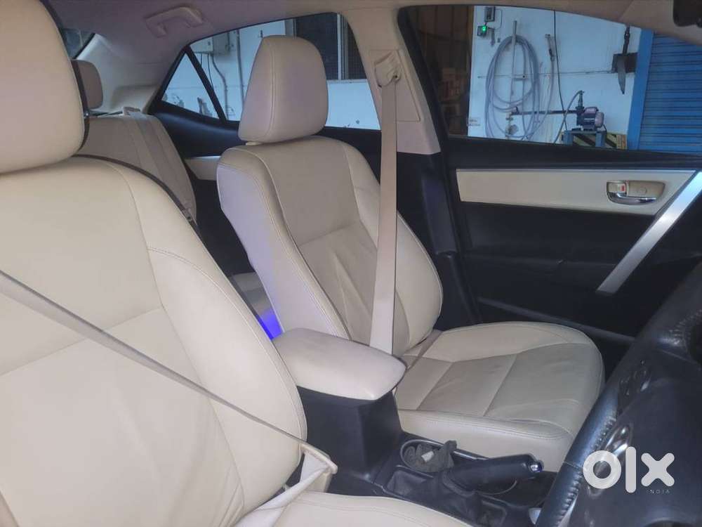 Toyota Corolla Altis 1.8 Vl &ndash; 2017 Model | Petrol Automatic