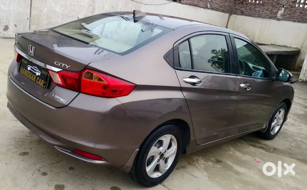 Honda City 2015 Diesel Well Maintained
