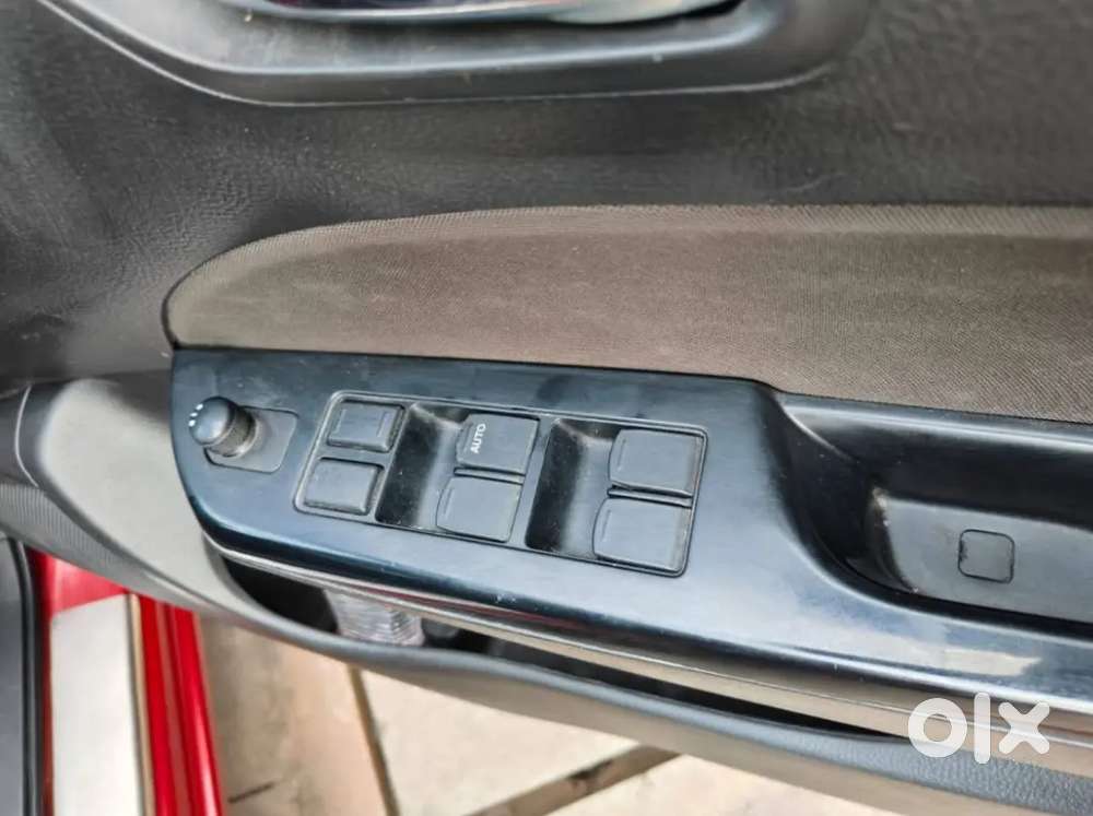 Maruti Suzuki Swift 2014 Diesel 68000 Km Driven