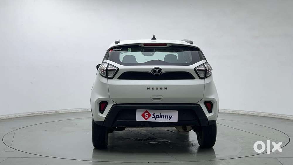 Tata Nexon 1.2 Revotron Xma Amt (s), 2022, Petrol