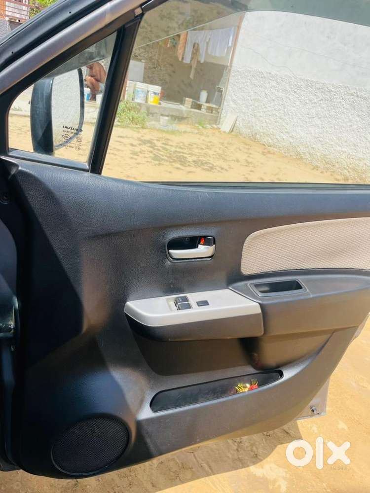 Cng + Petrol  With Company Fitted 3 Rd Owner Good Condition