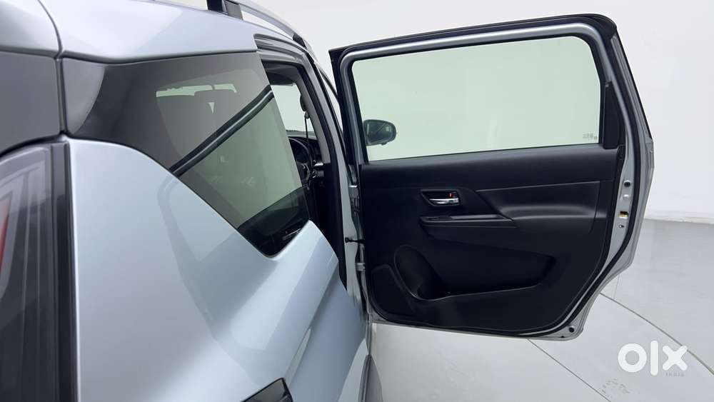 Maruti Suzuki Xl6 1.5 Alpha At, 2022, Petrol