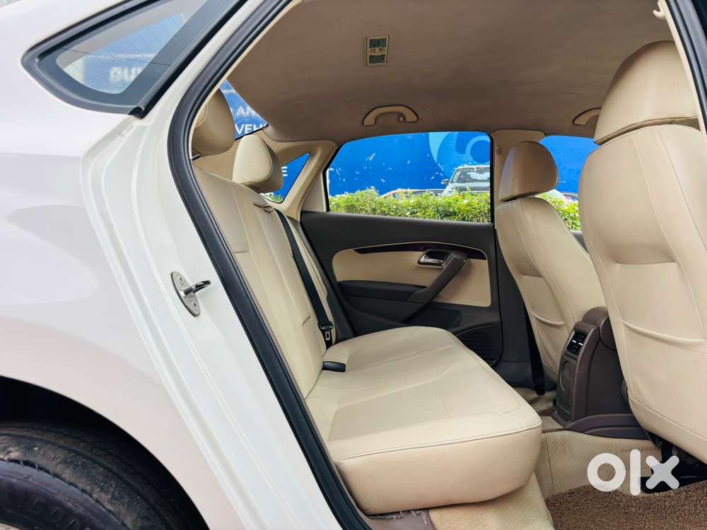 Skoda Rapid [ ] 1.5 Style Plus Tdi At, 2016, Diesel