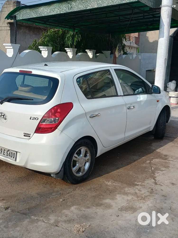 I20 Diesel Top Model Excellent Condition