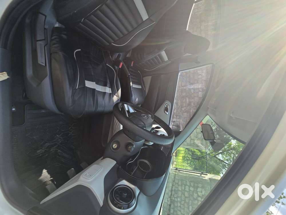 2021 Hyundai Grand I10 Nios Sportz Mt White In Excellent Condition