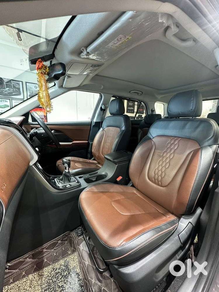 Hyundai Alcazar Signature, 2021, Petrol