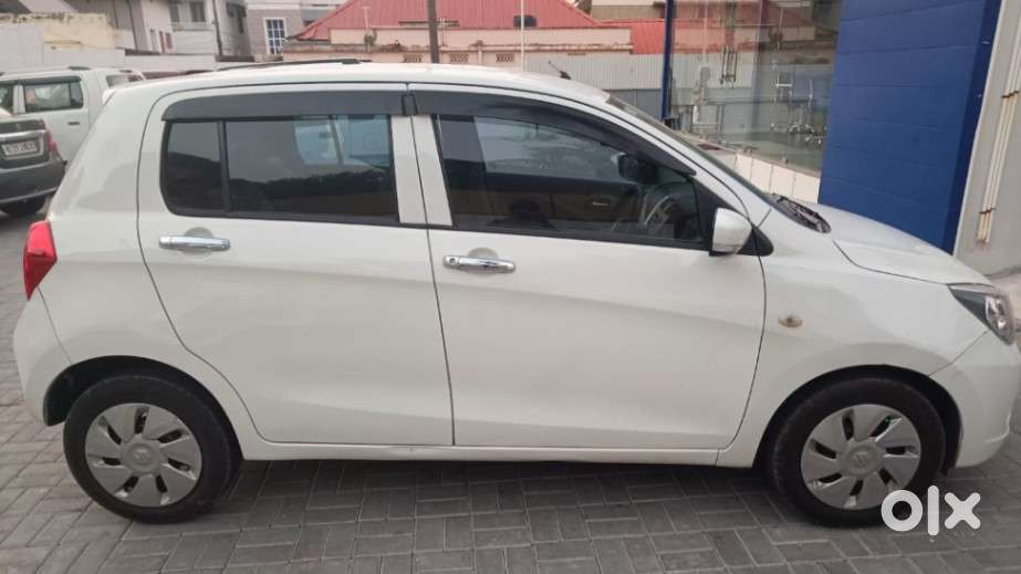 Maruti Suzuki Celerio 1.0 Vxi Ags, 2016