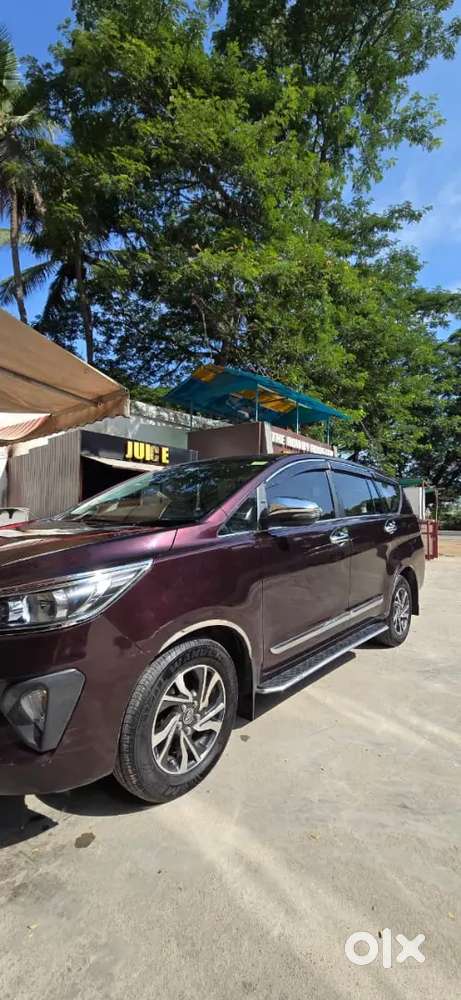 Toyota Innova Crysta 2021 Plus