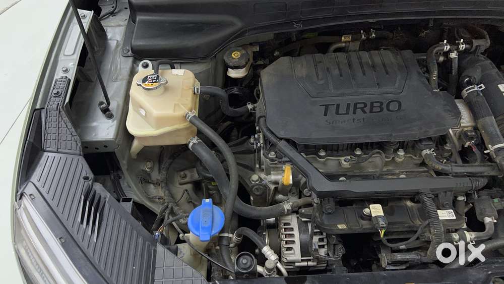 Hyundai Alcazar 1.5 Tdct Signature (o) 7s Petrol, 2023, Petrol