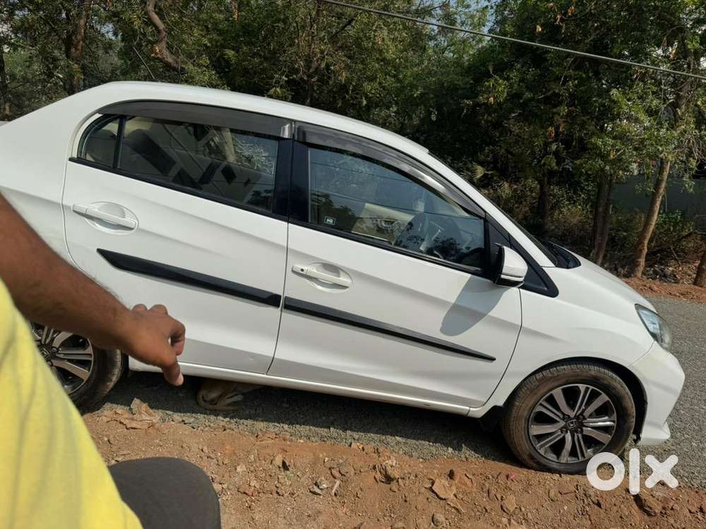 Honda Amaze 2017 Diesel Well Maintained