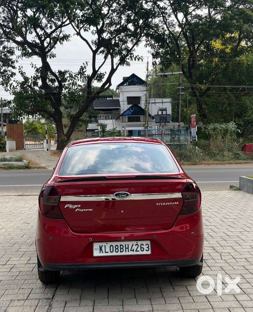 Ford Aspire Titatinium Blu Ti-vct, 2015, Petrol