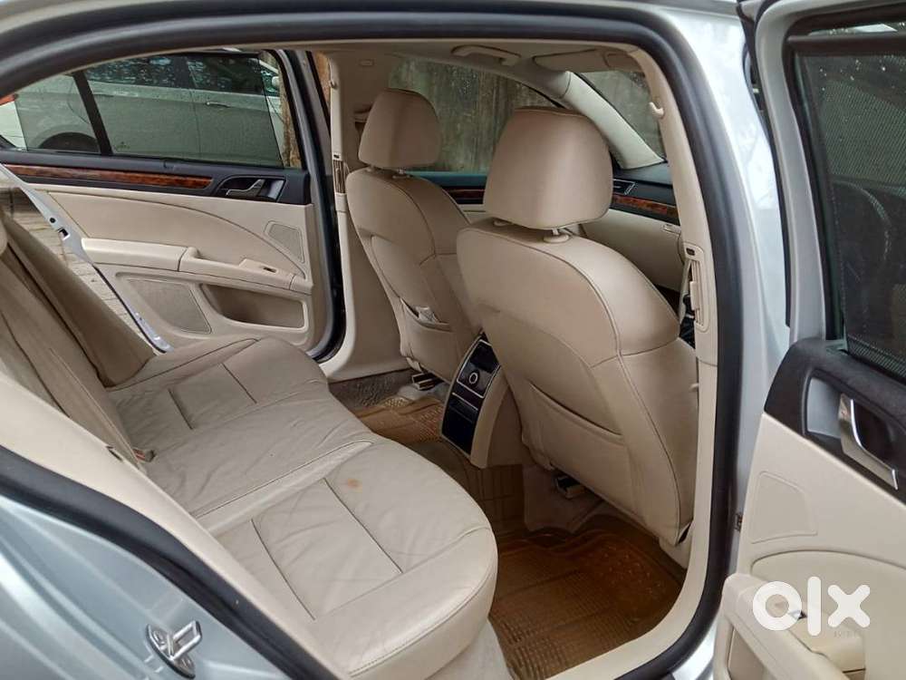 For Sale: Skoda Superb 2011 – Mint Condition