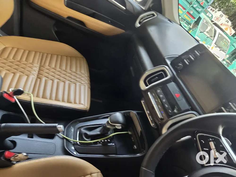 Kia Sonet 2025 Petrol 11000 Km Driven