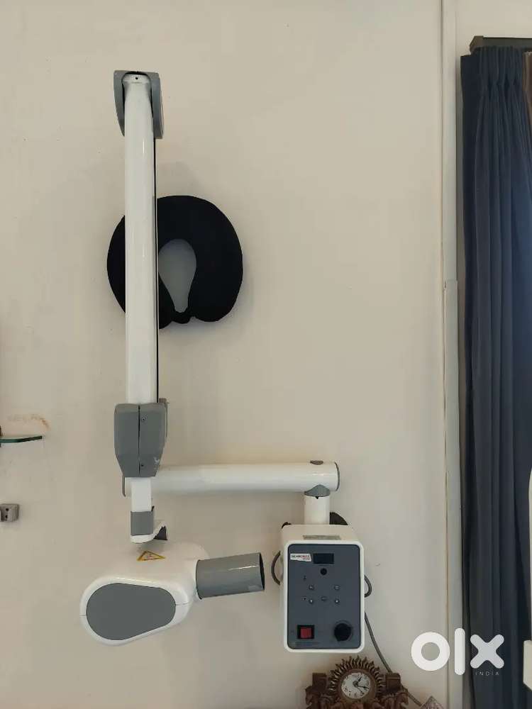 Wall Mounted Dental X-Ray Machine in working condition
