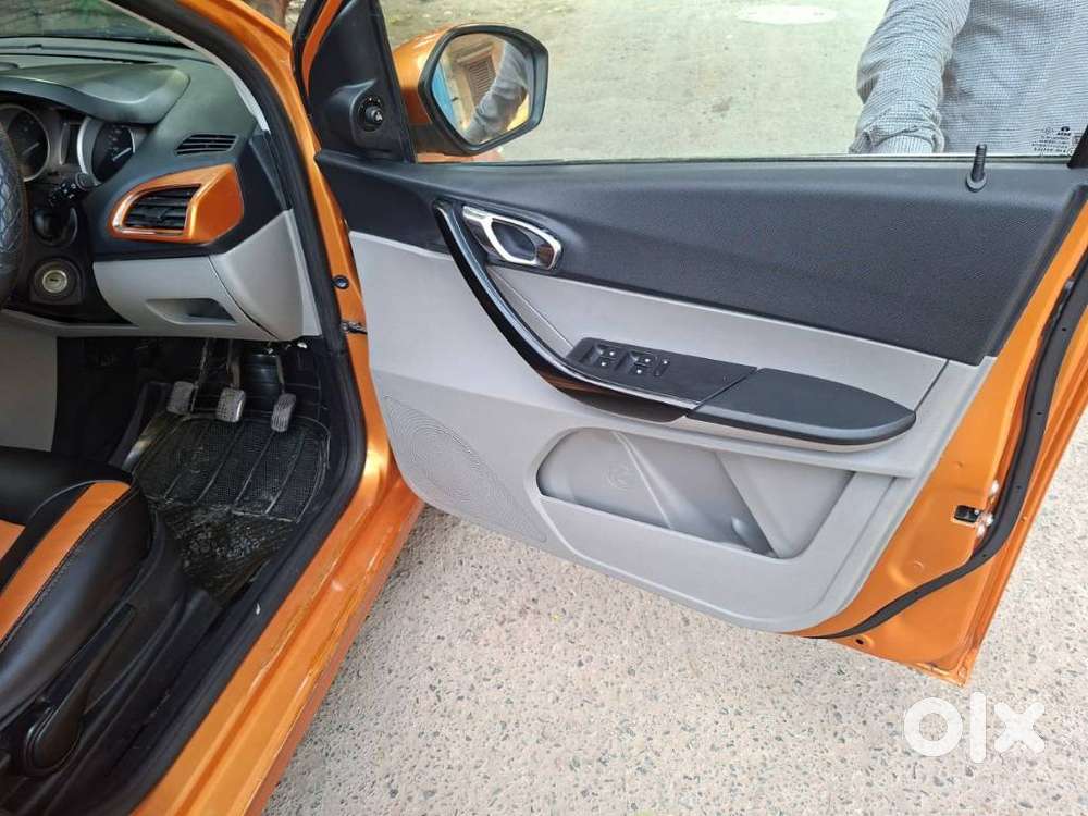 Tata Tiago 1.05 Revotorq Xz, 2016, Petrol
