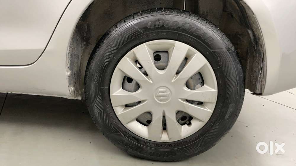 Maruti Suzuki Swift Dzire 1.3 Vxi, 2014, Petrol