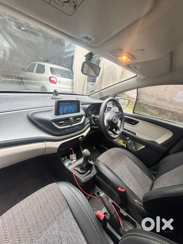 Tata Altroz 2022 Petrol 15500 Km Driven