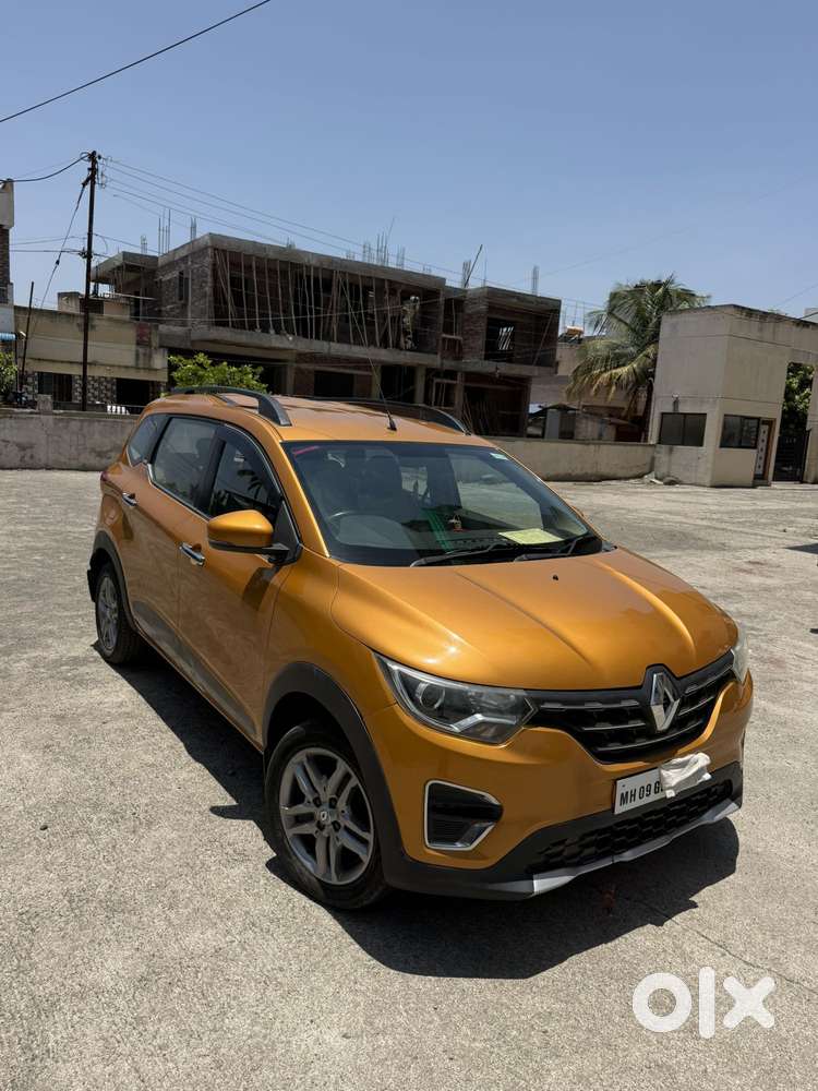 Renault Triber Rxz, 2023, Petrol