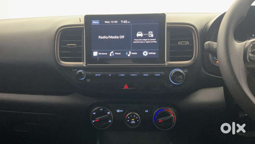 Hyundai Venue S (o) 1.2 Petrol Knight Edition, 2023, Petrol