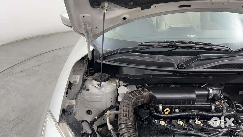 Maruti Suzuki Dzire 1.2 Zxi Amt, 2018, Petrol