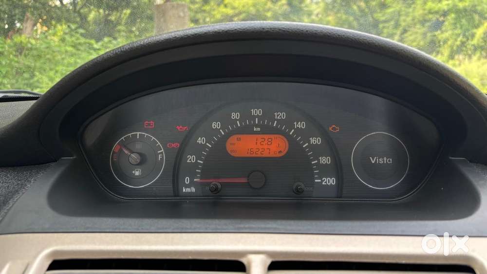 Tata Vista Tech Ls Bs Iv, 2011, Petrol