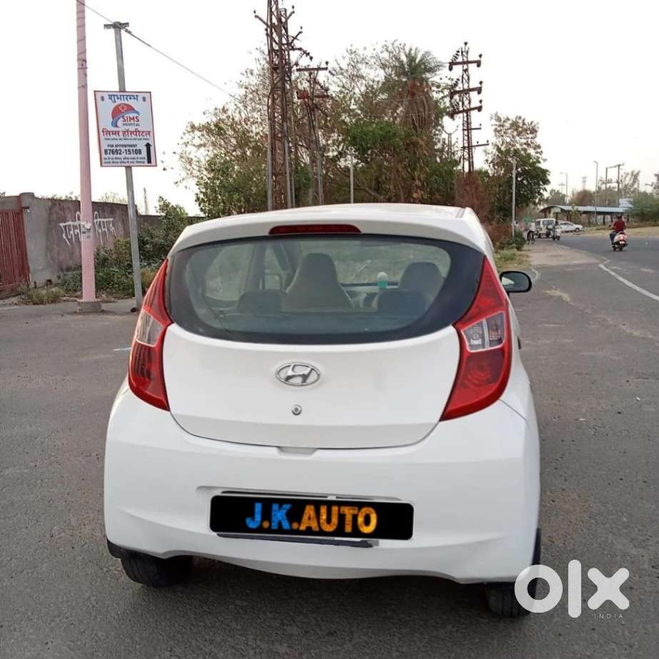 Hyundai Eon Era +, 2017, Petrol