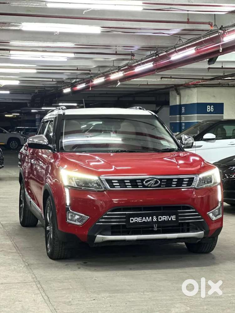 Mahindra Xuv300 W8, 2021, Petrol