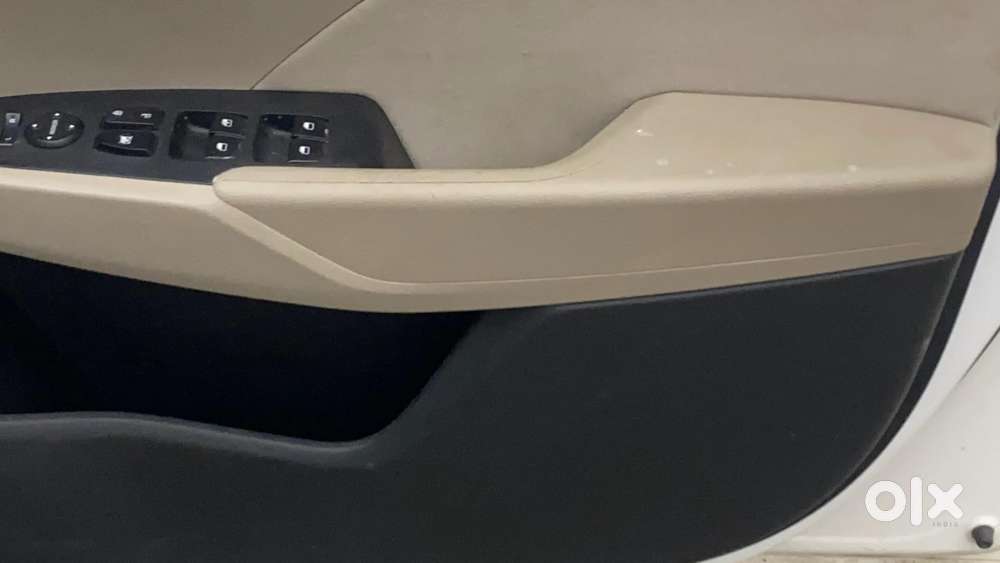 Hyundai Verna 1.6 Vtvt Sx, 2019, Petrol