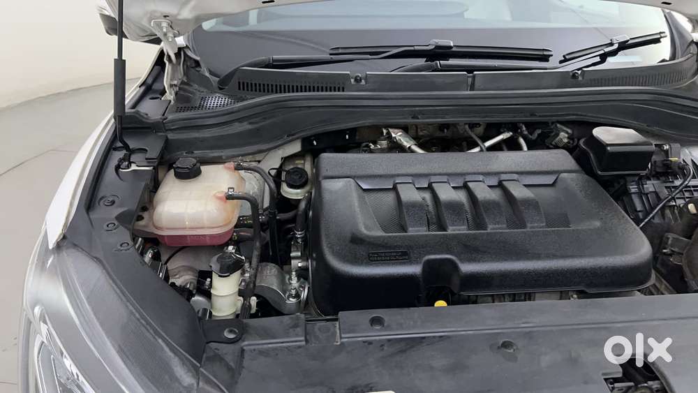Mahindra Xuv700 2.2 Ax 7 Diesel At Luxury Pack Str, 2024, Diesel