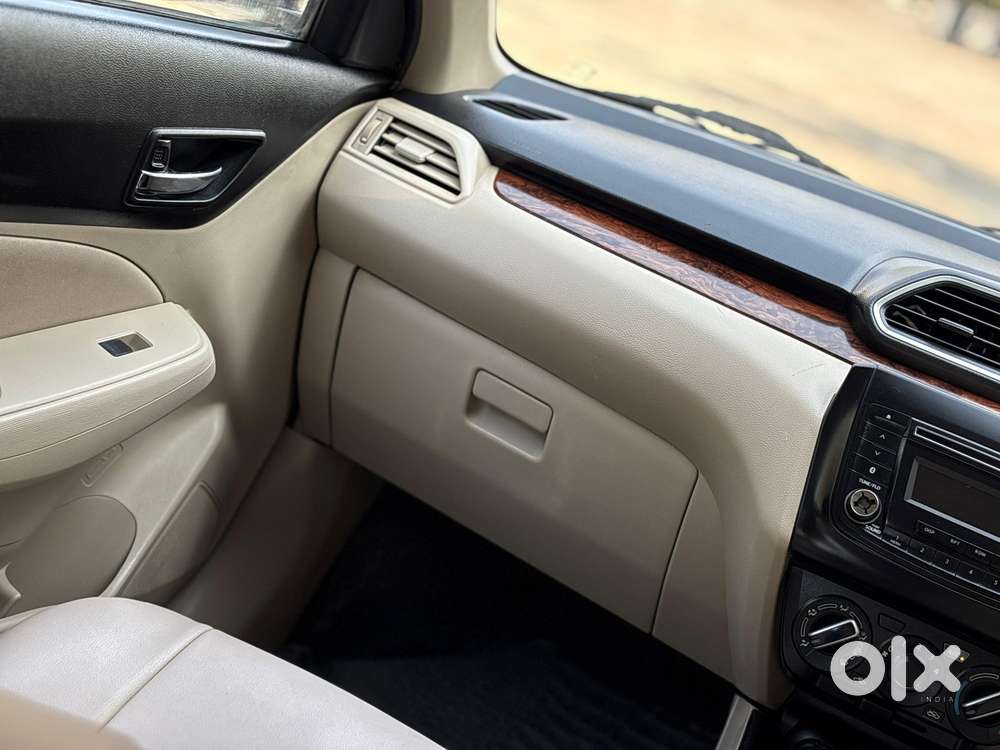 Maruti Suzuki Swift Dzire Vxi Optional, 2018, Petrol