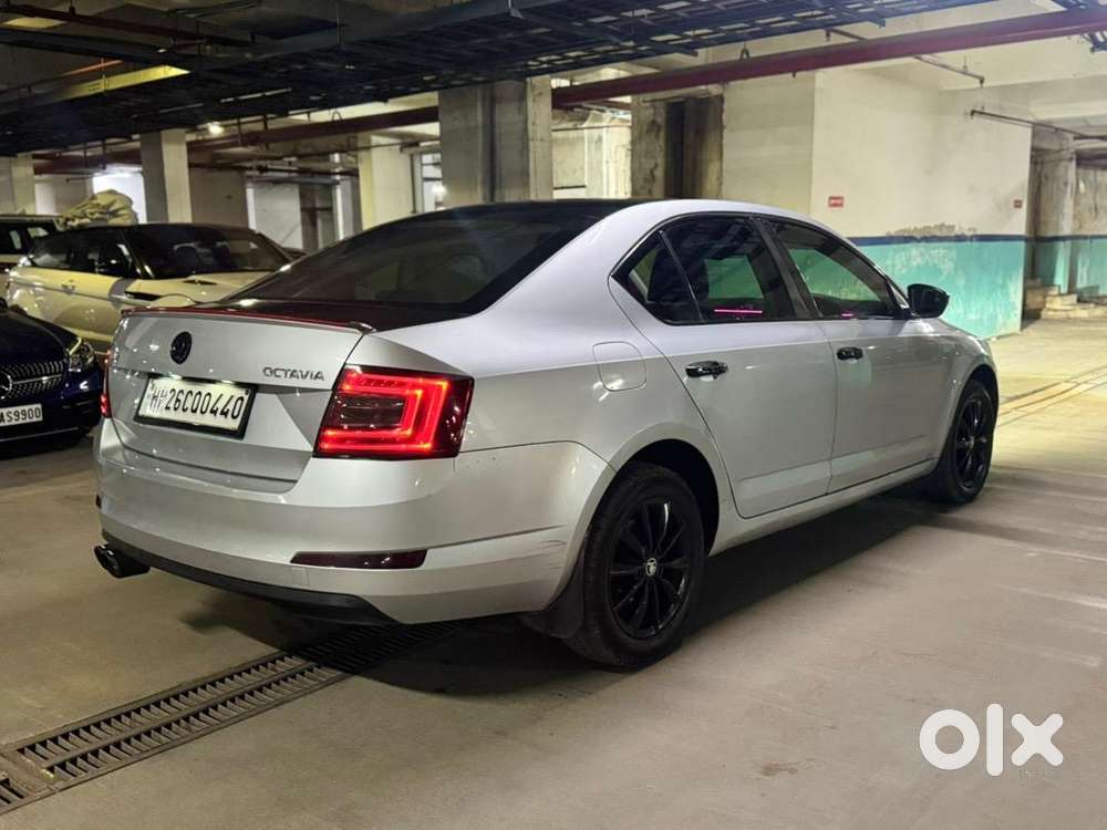 Skoda Octavia 2015 Petrol 78000 Km Driven