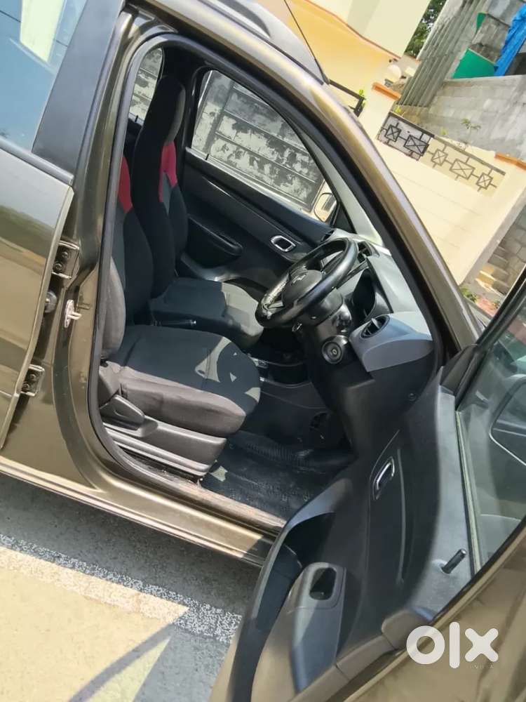 Renault Kwid 1.0 Rxt Amt, 2019, Petrol
