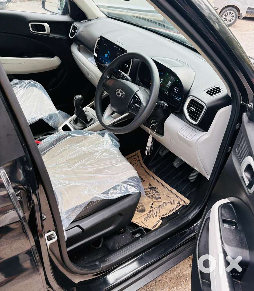 Hyundai Venue S 1.2 Petrol, 2025, Petrol