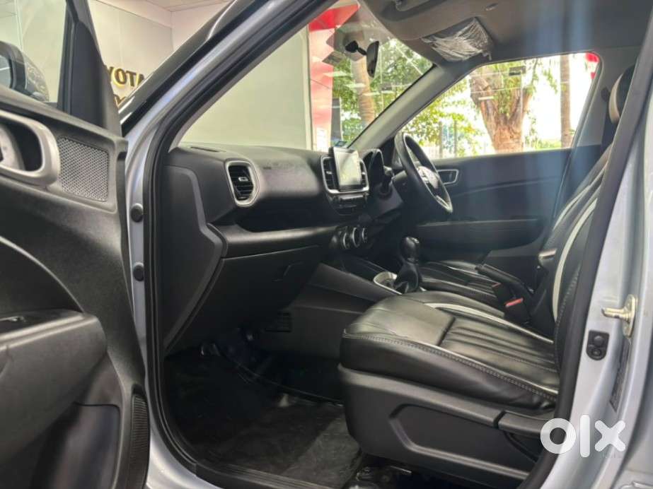 Hyundai Venue S Plus Mt 1.2 Kappa, 2022, Petrol