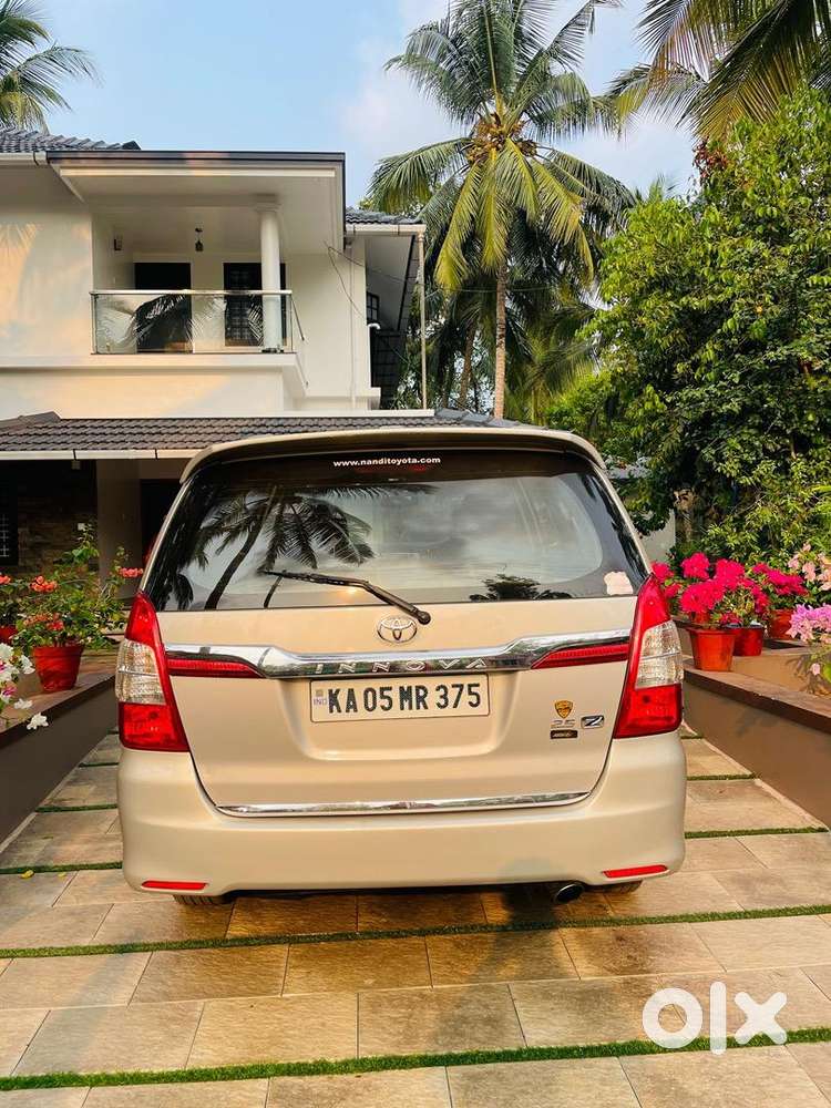 Toyota Innova 2015 Diesel Well Maintained