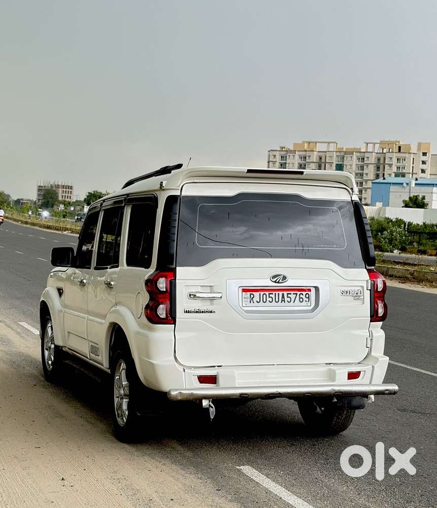 Mahindra Scorpio, 2015, Diesel