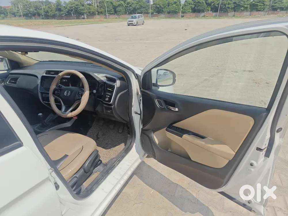 Honda City 1.5 V 2019
