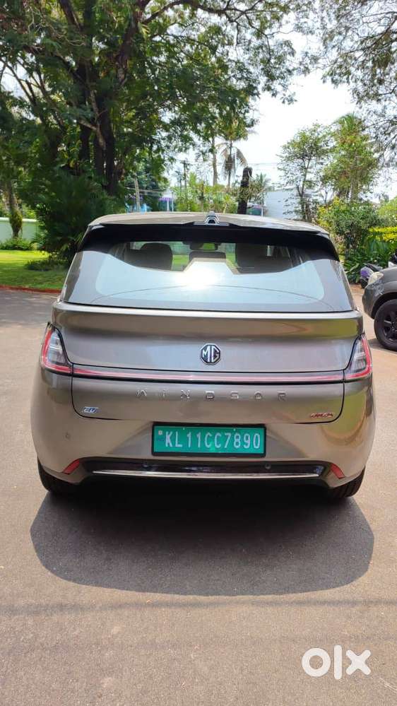 Mg Windsor Ev – Only 2,231 Km Driven  Like New  Premium Electric